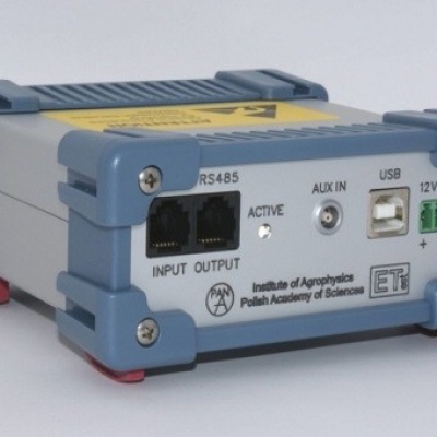 TDR/MUX 微型土壤水分、溫度、電導(dǎo)率、水勢(shì)監(jiān)測(cè)儀